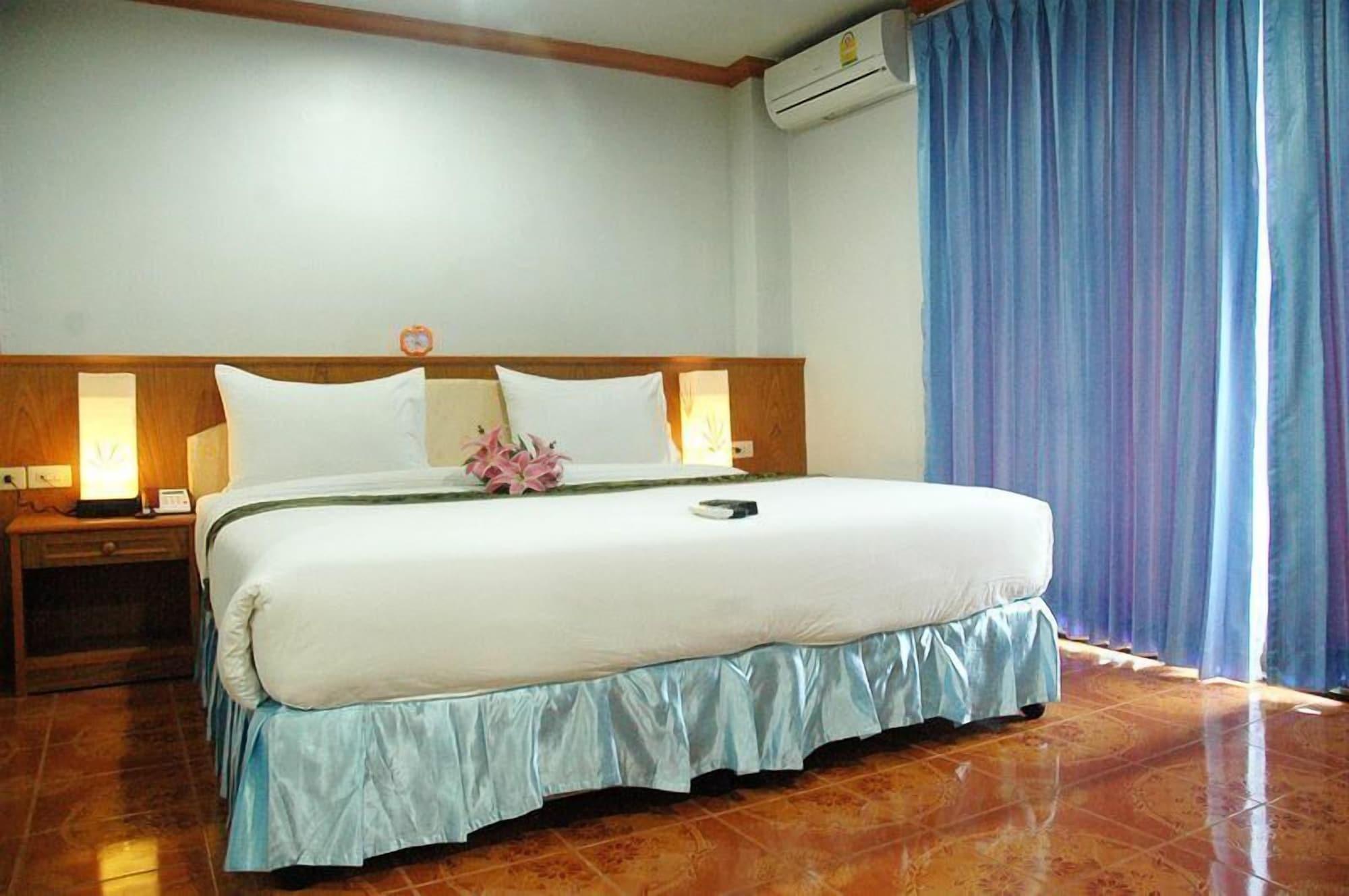 Lamai Guesthouse Patong Esterno foto